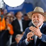 Lula diz que fim da escala 6x1 não será imposto “na marra”