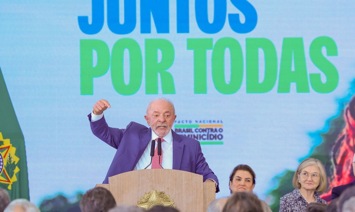 Decreto exige que big techs previnam conteúdos criminosos