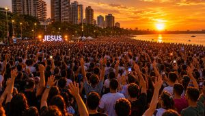 Amanhecer Manaus: evento cristão reúne milhares na Ponta Negra