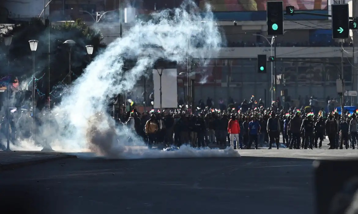 Constituição boliviana define regras para estado de exceção