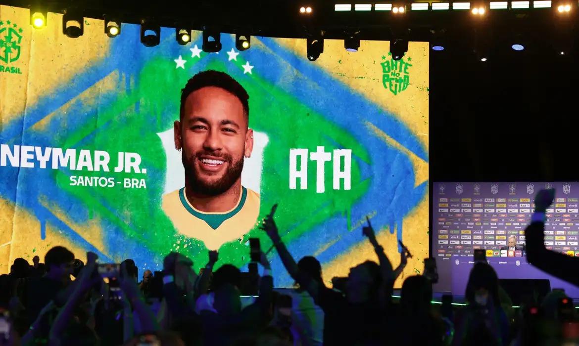 Neymar é dúvida para estreia contra Marrocos