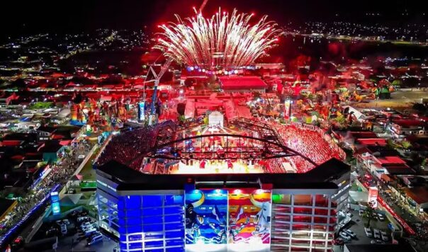 Prefeito reforça compromisso com o Festival de Parintins 2026