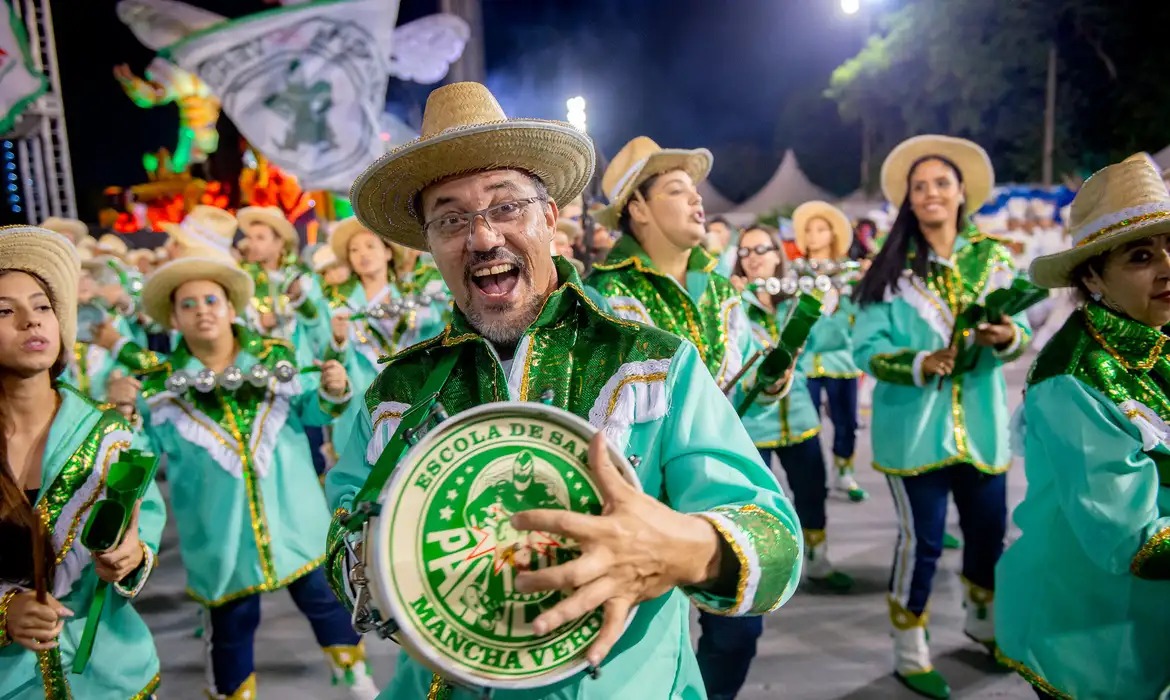 Financiamento do carnaval em debate
