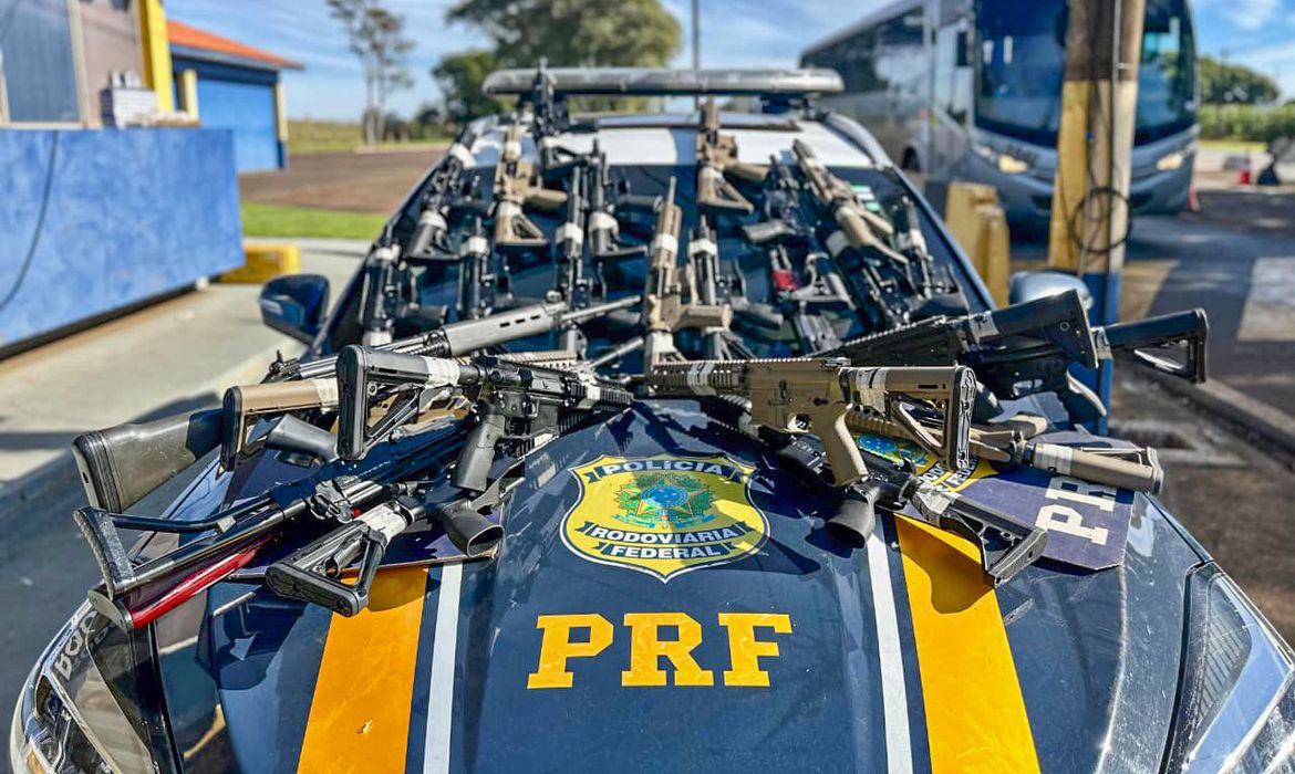 Rodovia vira palco de operação histórica