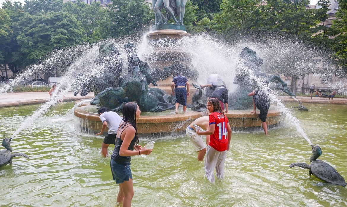 Espanha amplia alerta contra calor extremo