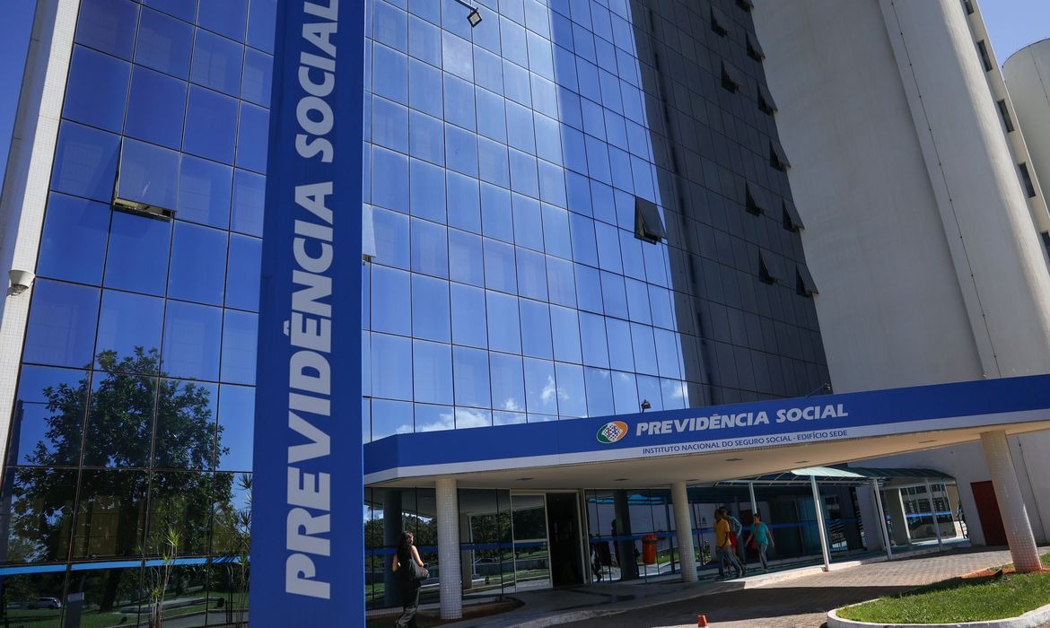 Estoque de processos do INSS atinge menor nível