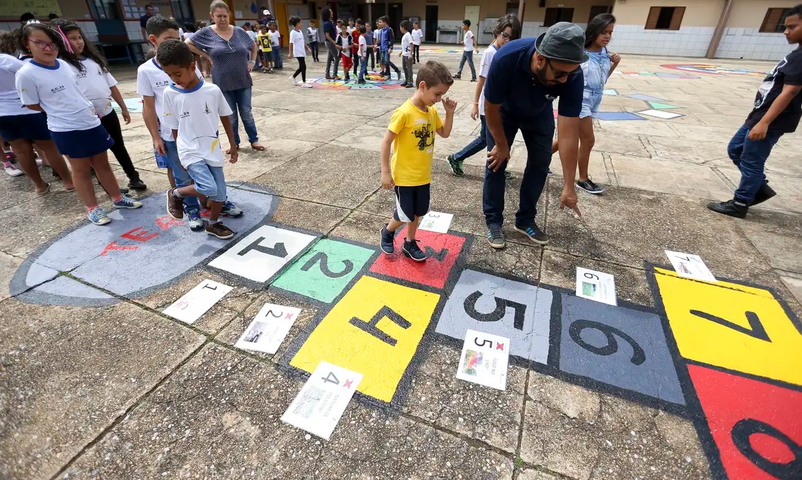 Calendário escolar será adaptado para Copa Feminina