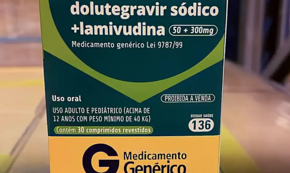 Brasil fortalece combate ao HIV com produção nacional