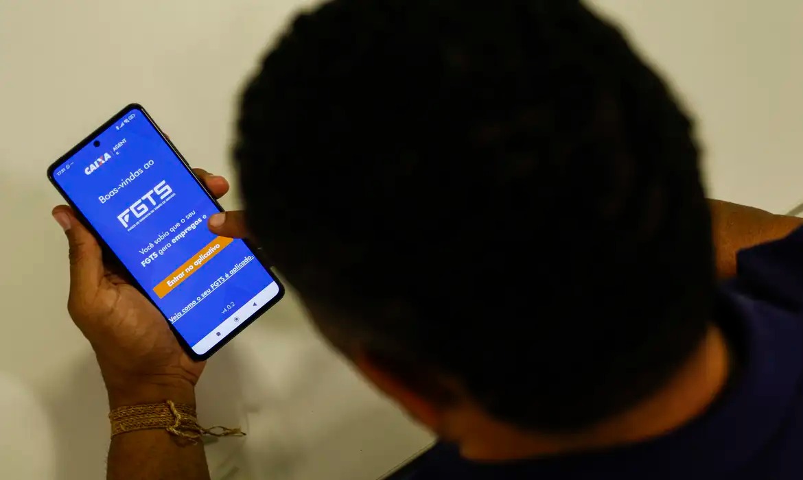 FGTS distribui R$ 13,04 bilhões de lucro em 2026