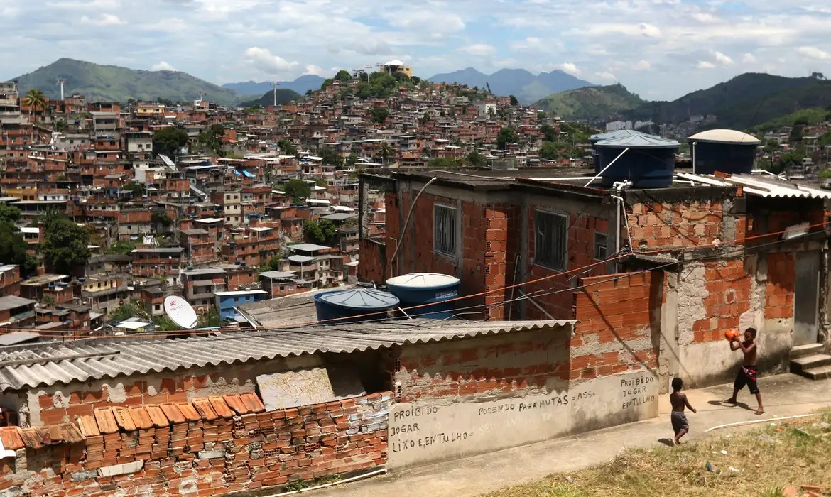 Mobilidade social varia entre municípios brasileiros, aponta estudo