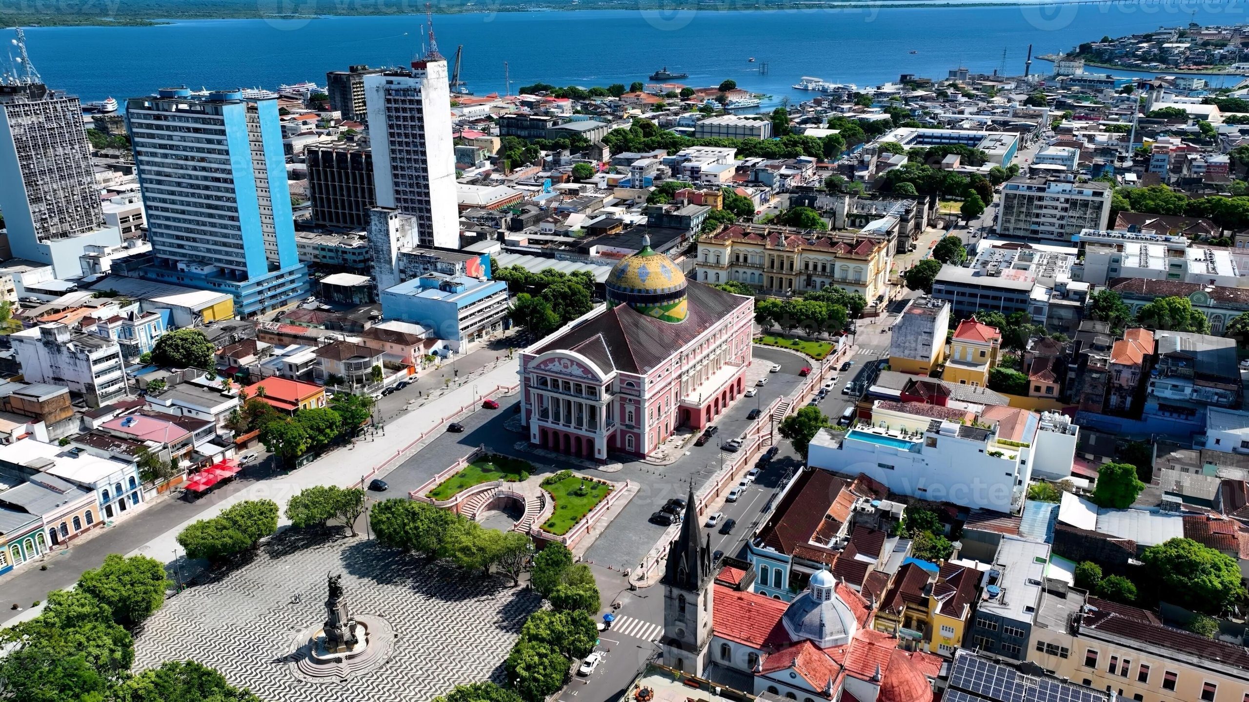 Centro de Manaus terá energia desligada neste sábado
