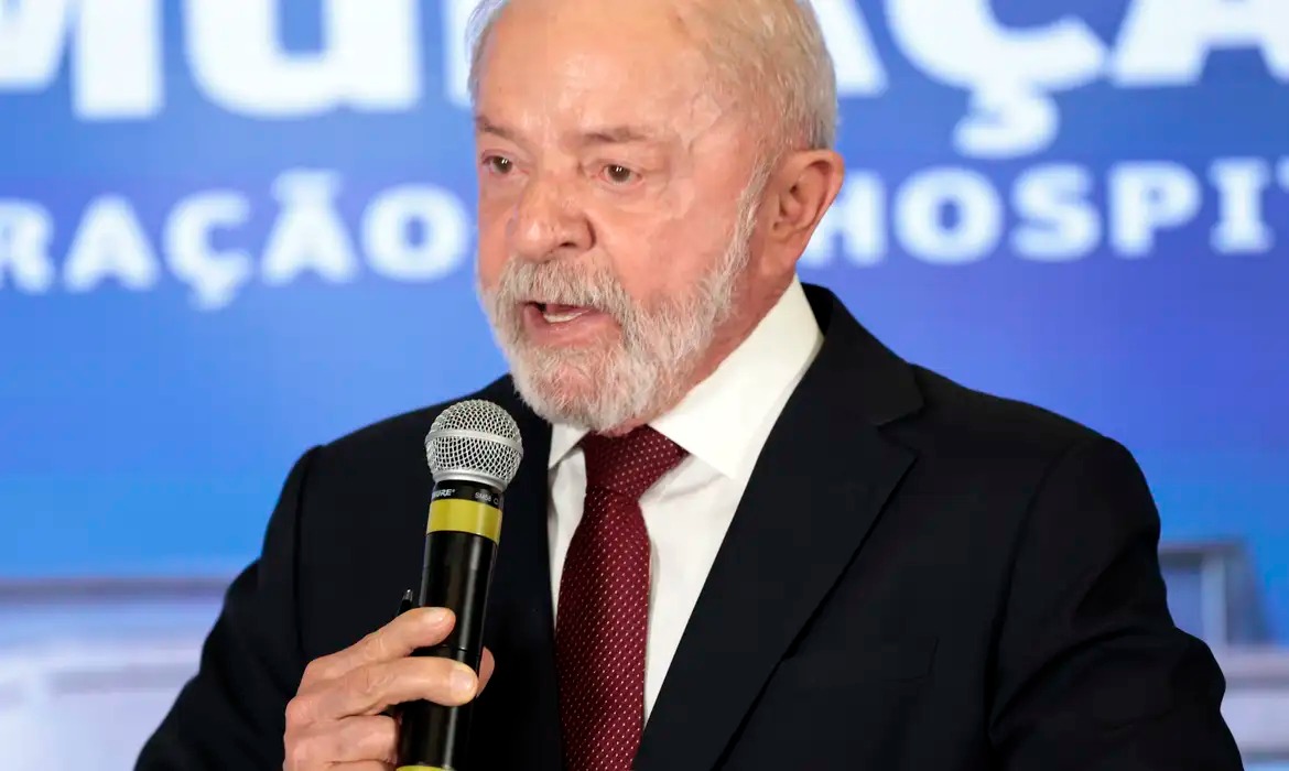 Lula e Trump discutem tarifaço e crime organizado