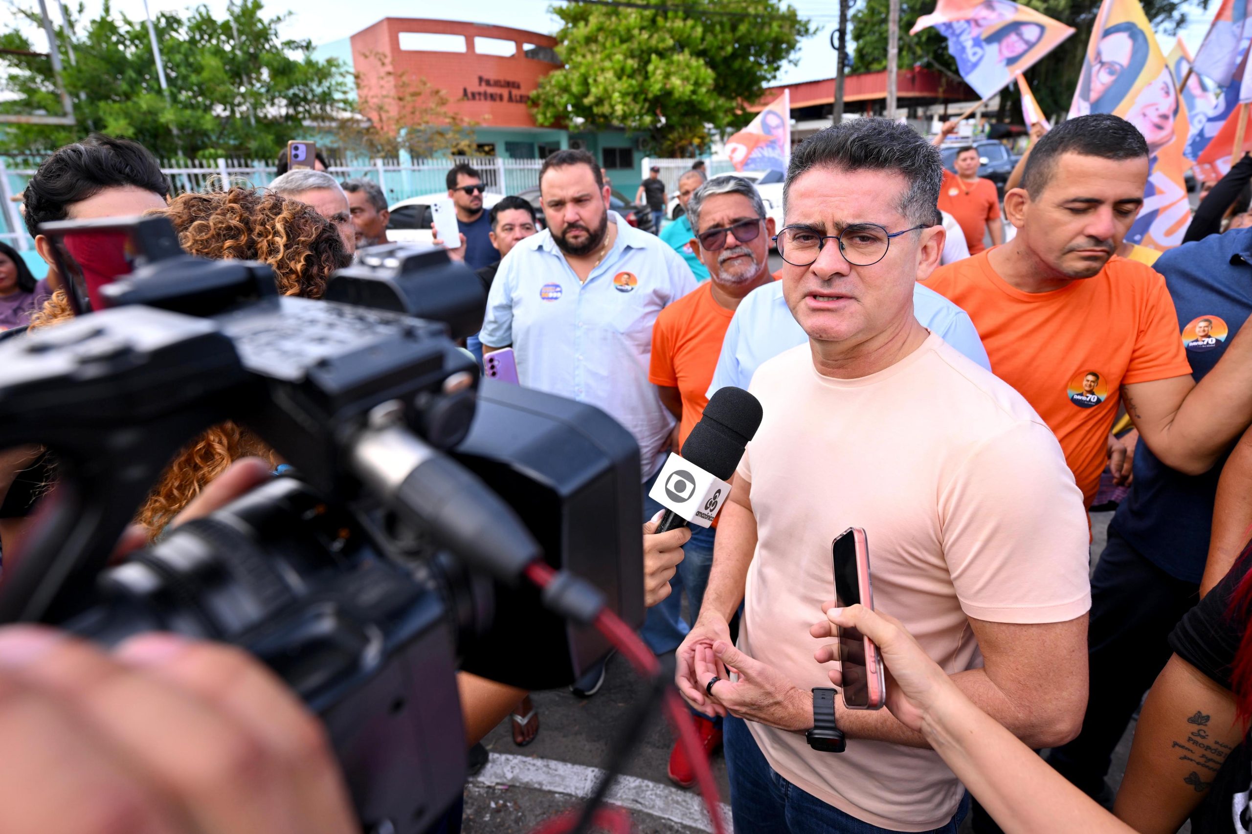 David Almeida promete três escolas de tempo integral