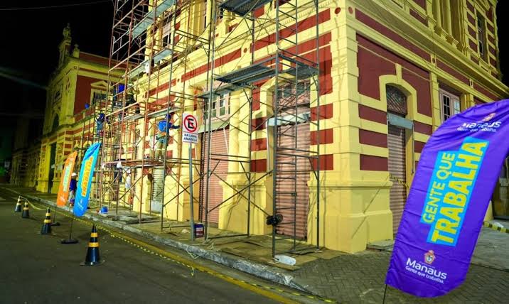 Mercado Adolpho Lisboa recebe manutenção em Manaus