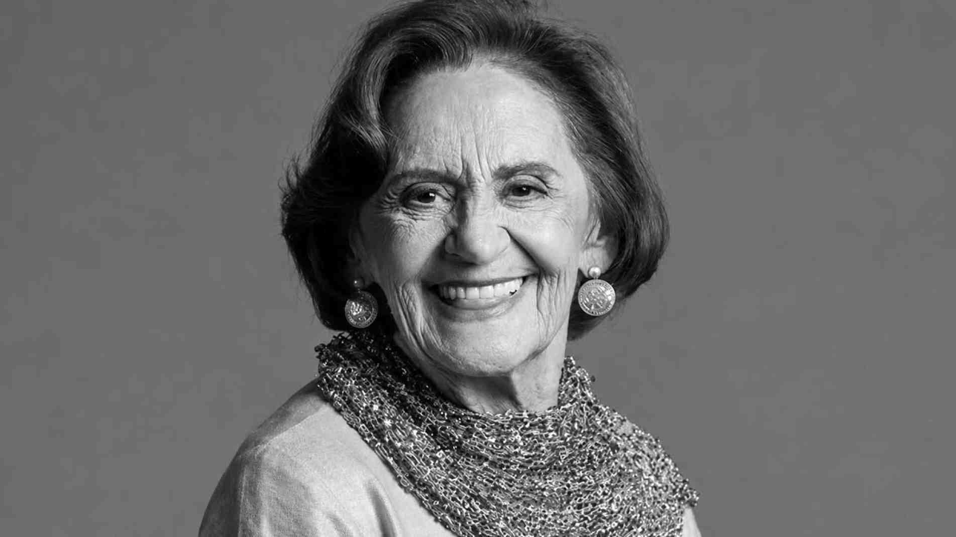 Laura Cardoso morre aos 98 anos e recebe homenagens