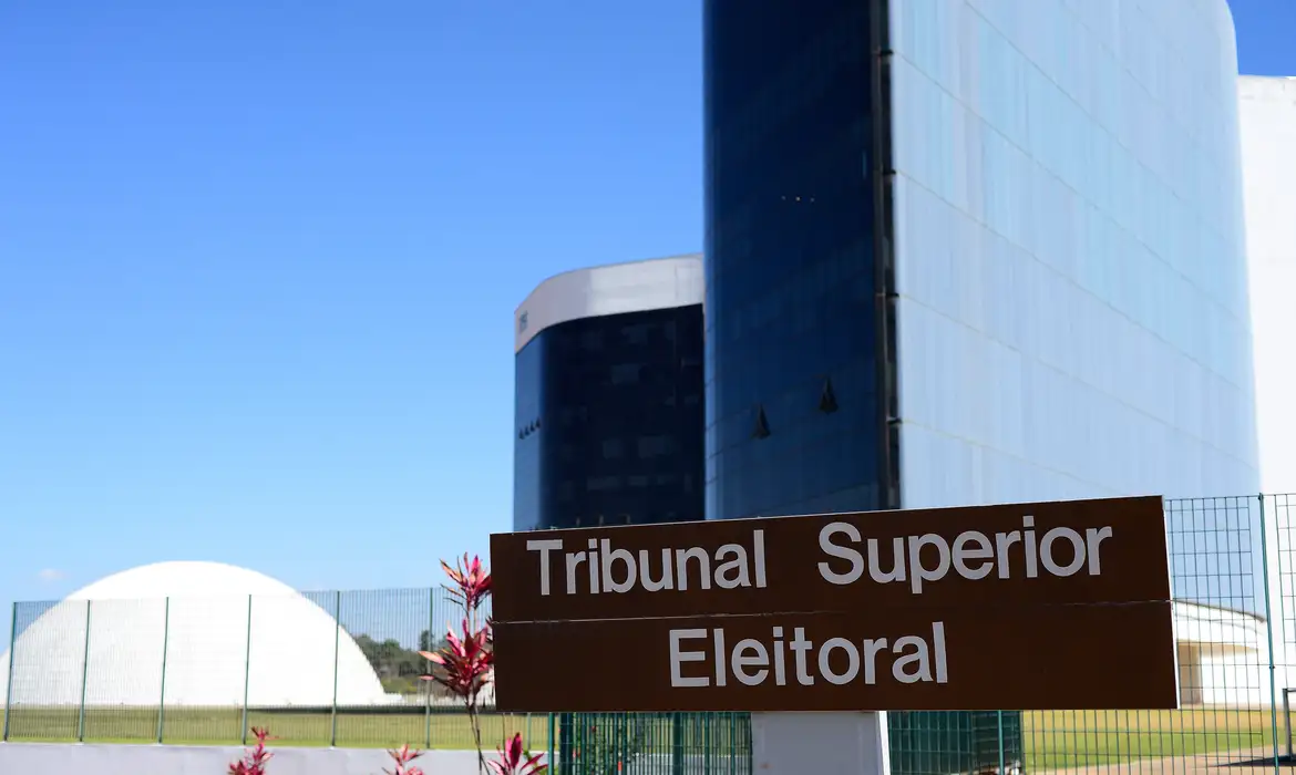 TSE: prazo para solicitar voto em trânsito termina dia 20