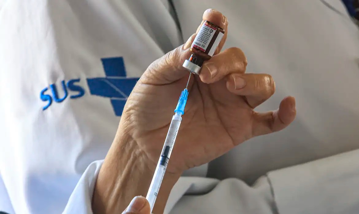 O que muda na vacina MenQuadfi após decisão da Anvisa