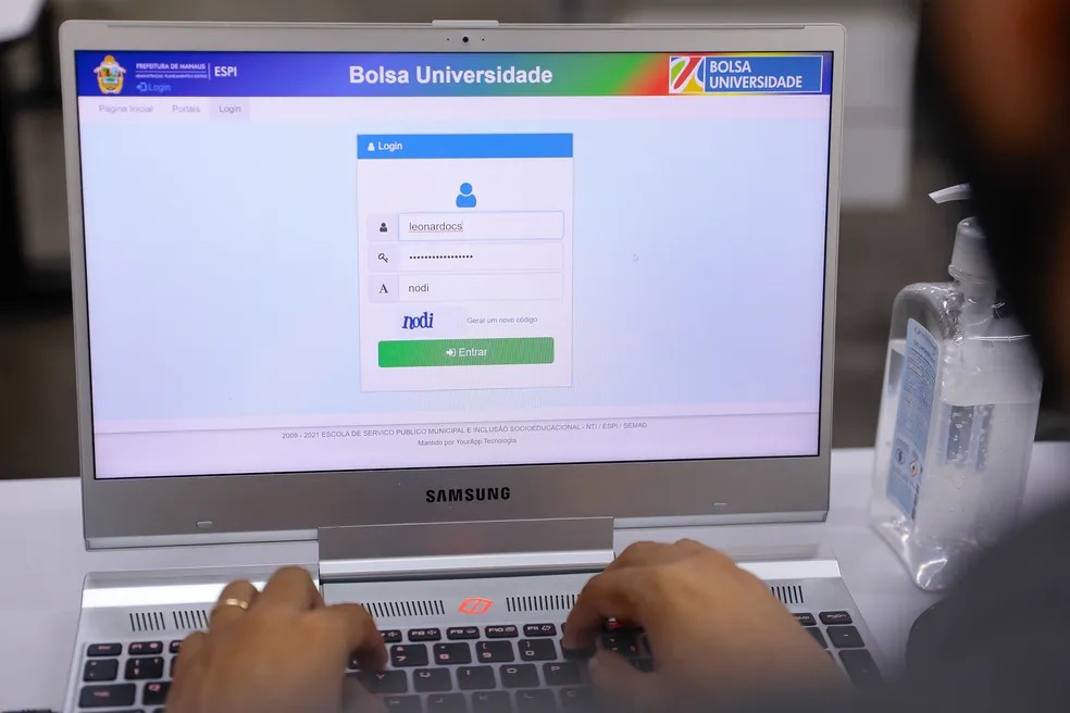Manaus terá Bolsa Universidade 2027 com mais de 20 mil oportunidades de graduação