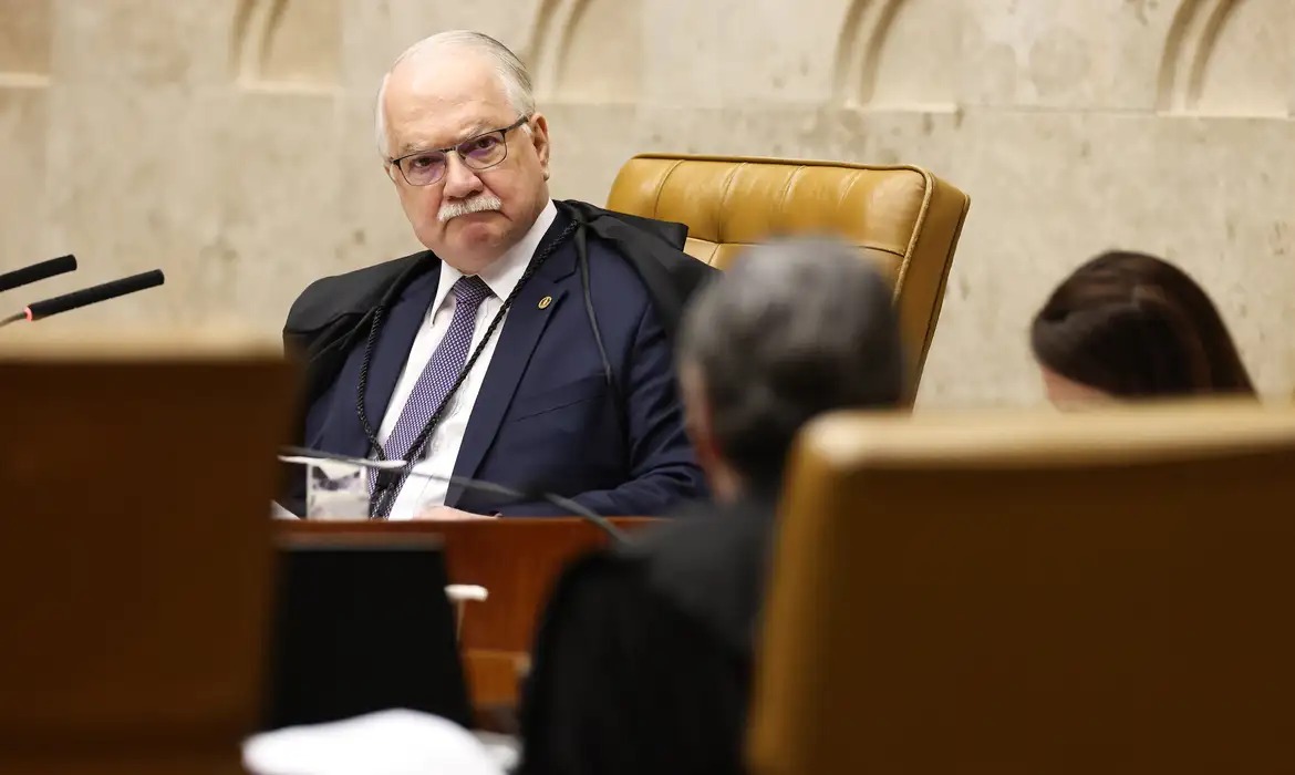 Apoio a Fachin reúne ex-ministros e entidades em defesa da credibilidade do STF