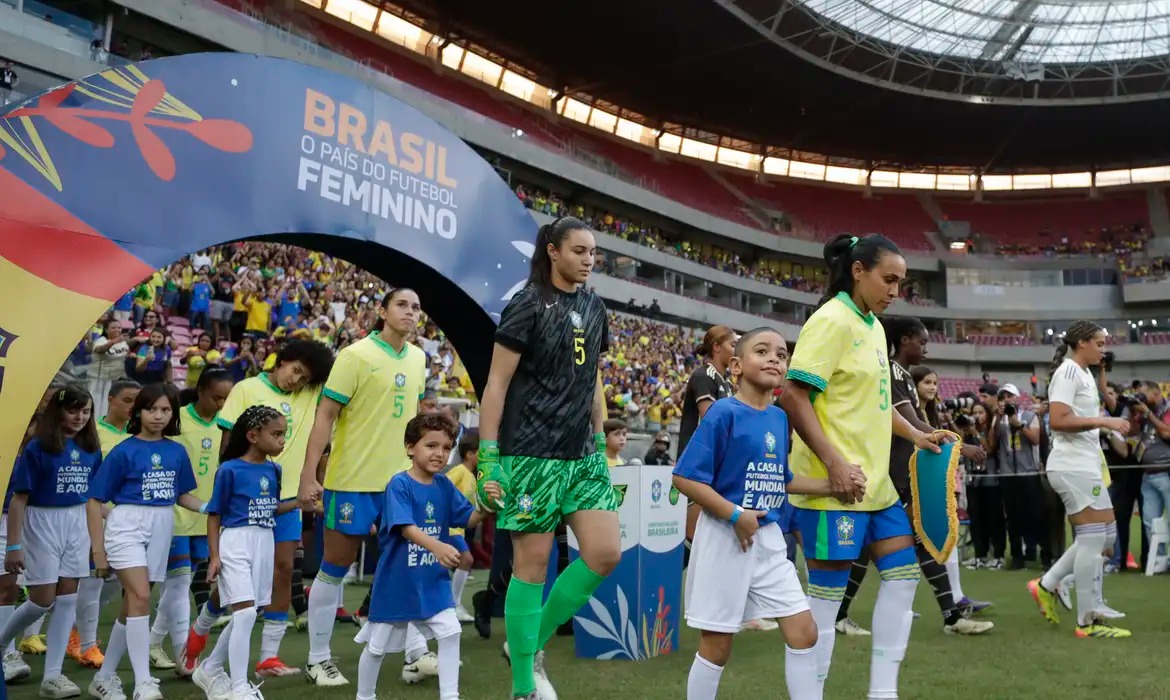 Seleção Feminina estreia no Beira-Rio em amistoso contra Argentina