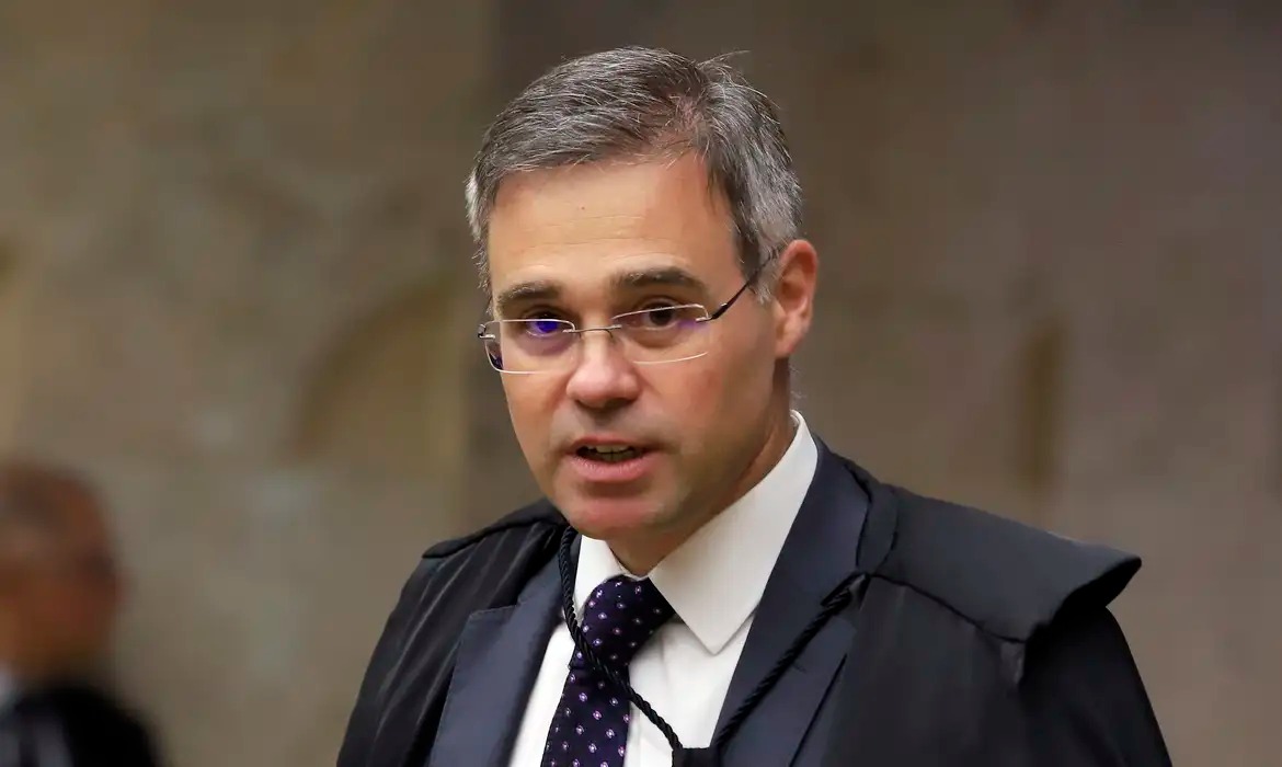  Zé Trovão tem ação contra reajuste do Bolsa Família rejeitada
